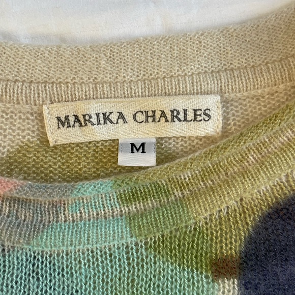 Beautiful & Delicate. Marika Charles. 100% Cashmere Sweater. - Picture 2 of 2